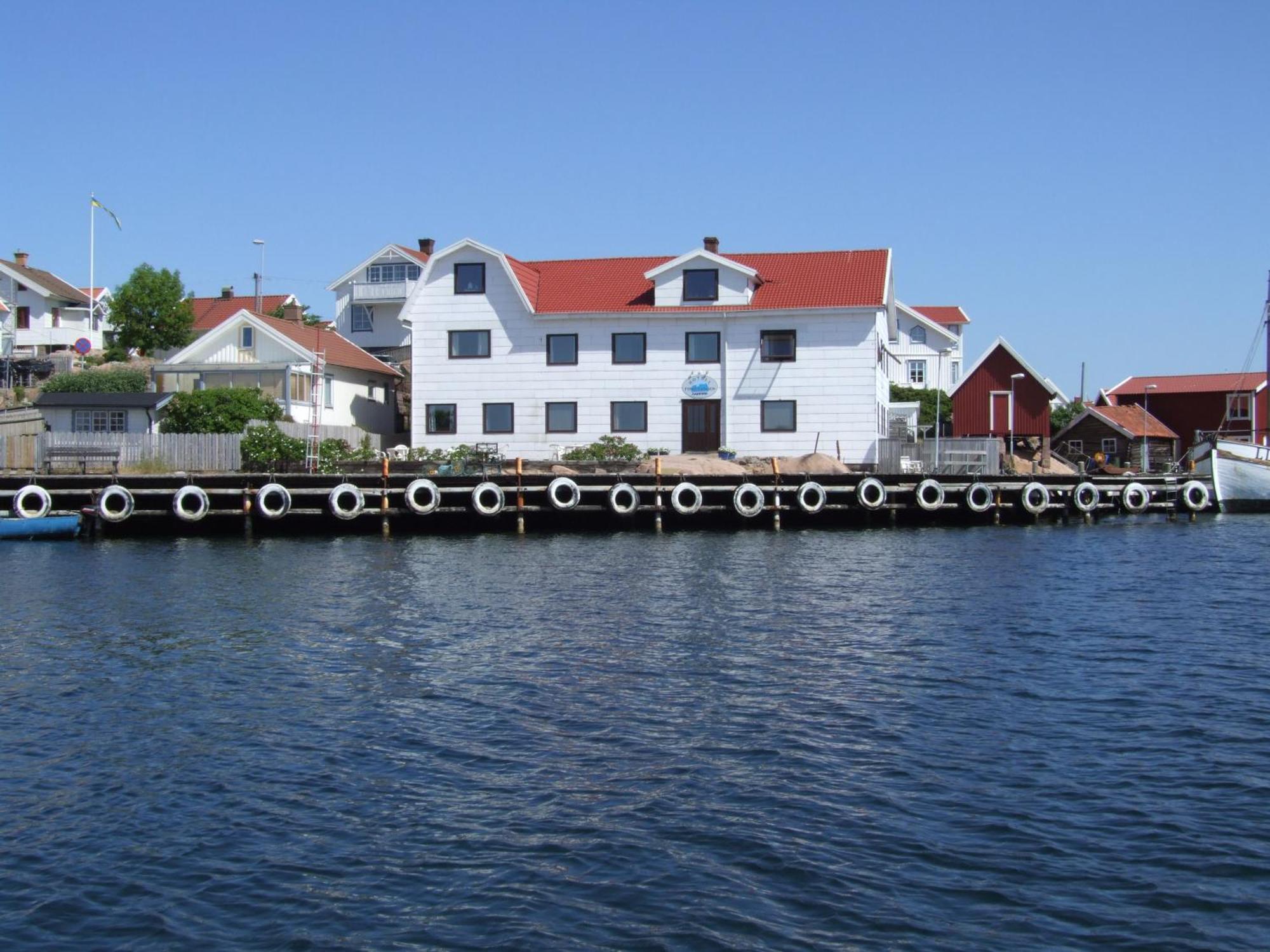 Hotell Fisketangen Kungshamn Ngoại thất bức ảnh